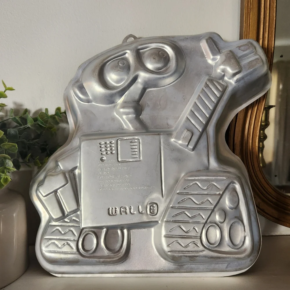 Sold - Picture 3 of 4